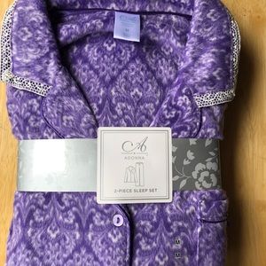 NWT Adonna 2 piece sleep wear, Med 100% polyester